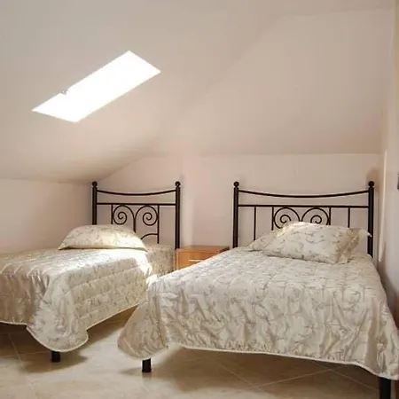 Apartman Thalia Vrasná